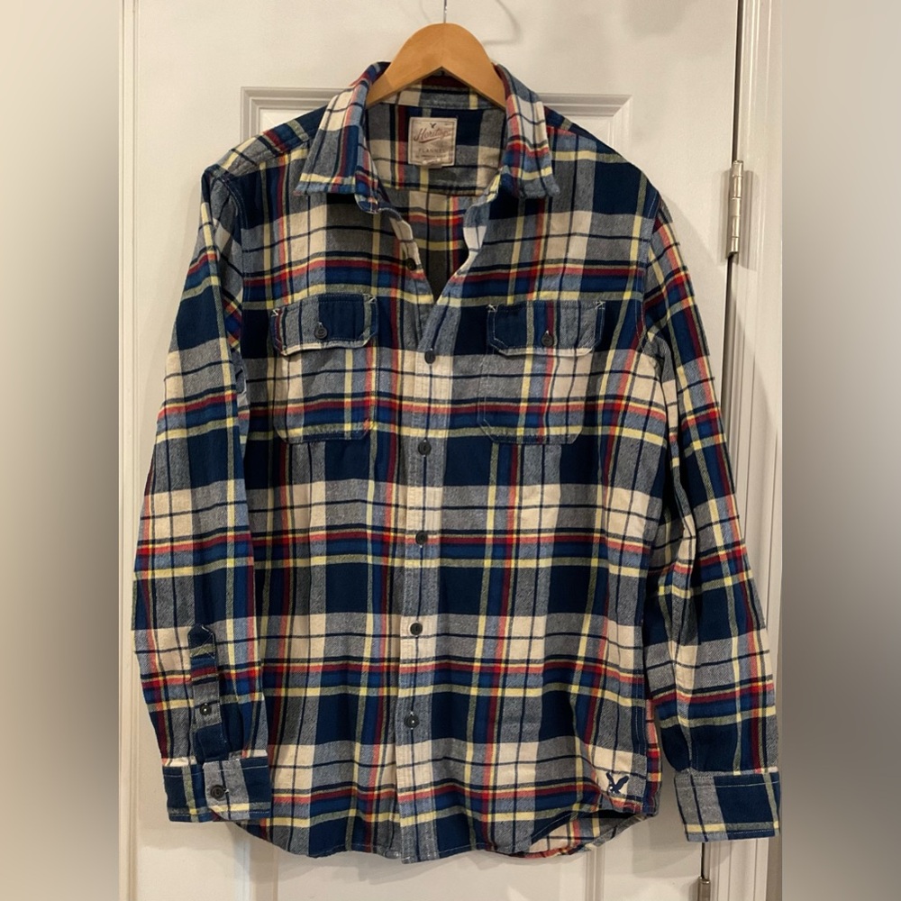 American Eagle Outfitters Heritage Classic Fit Flannel Plaid Button Down Shirt